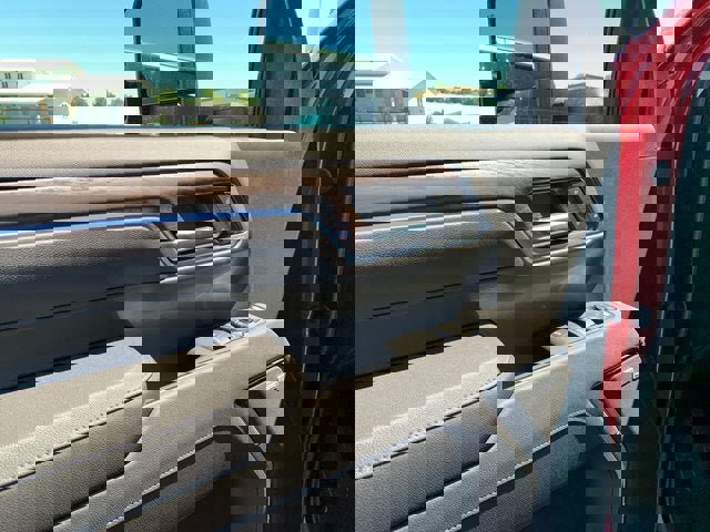 New 2025 GMC Sierra 2500 SLT w/ SLT Convenience Package image 16