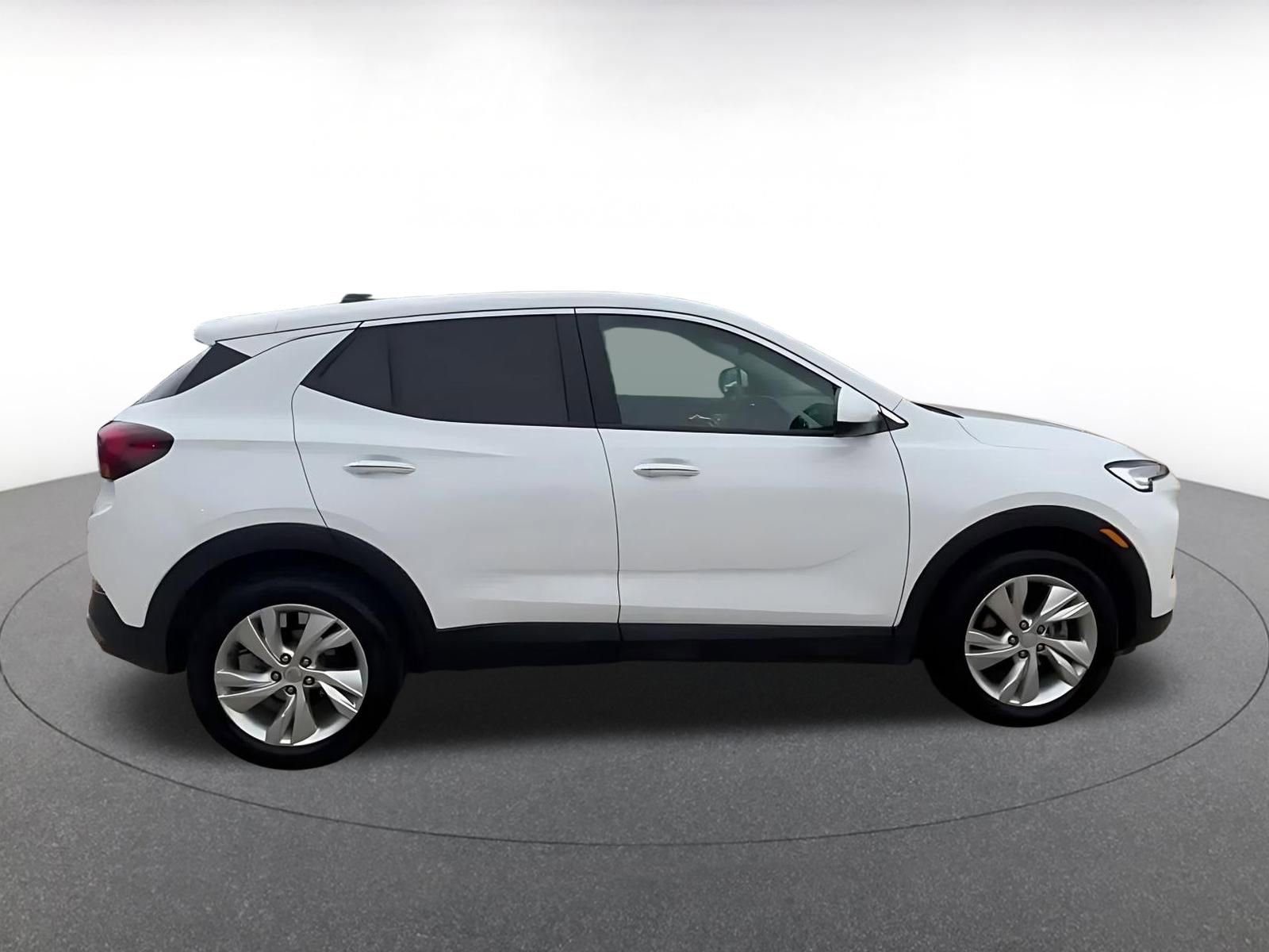 Used 2025 Buick Encore GX Preferred FWD image 16