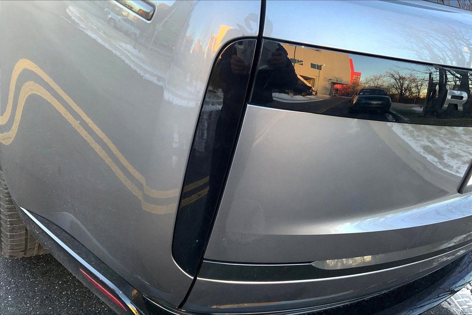 New 2025 Land Rover Range Rover SE image 14