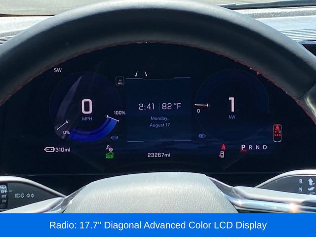 Certified 2024 Chevrolet Equinox EV RS FWD image 9