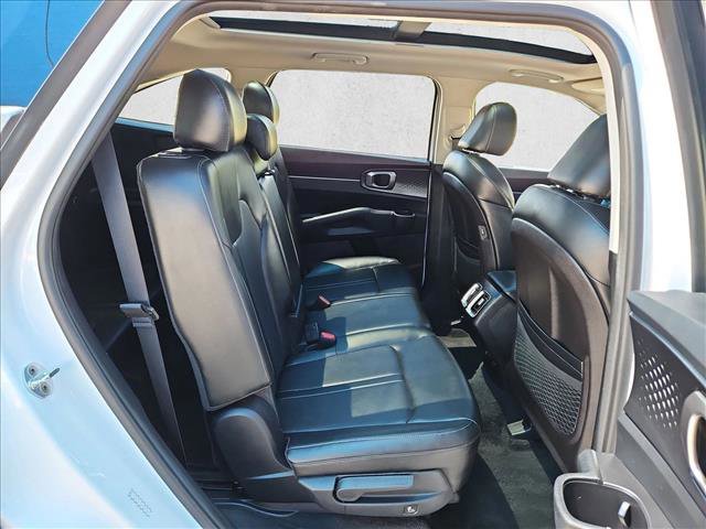 Used 2021 Kia Sorento S w/ Panoramic Sunroof Package image 22