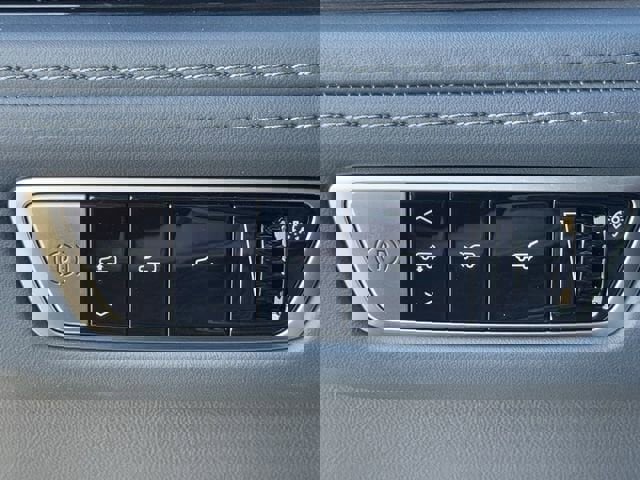 New 2025 Cadillac Escalade IQ Sport 2 image 19