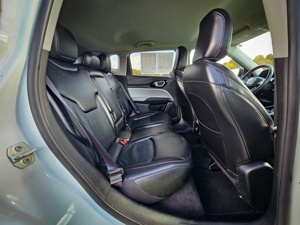 Used 2022 Jeep Compass Limited AWD/4WD image 37