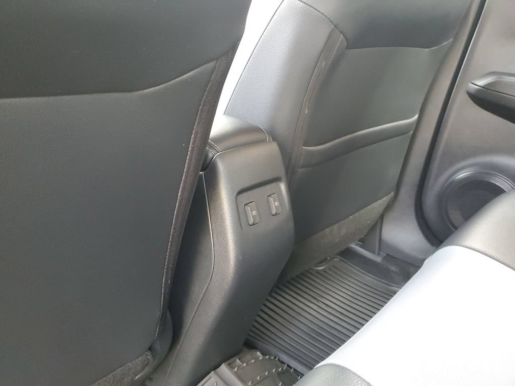 Certified 2023 Nissan Kicks SR w/ SR Premium Package FWD image 17