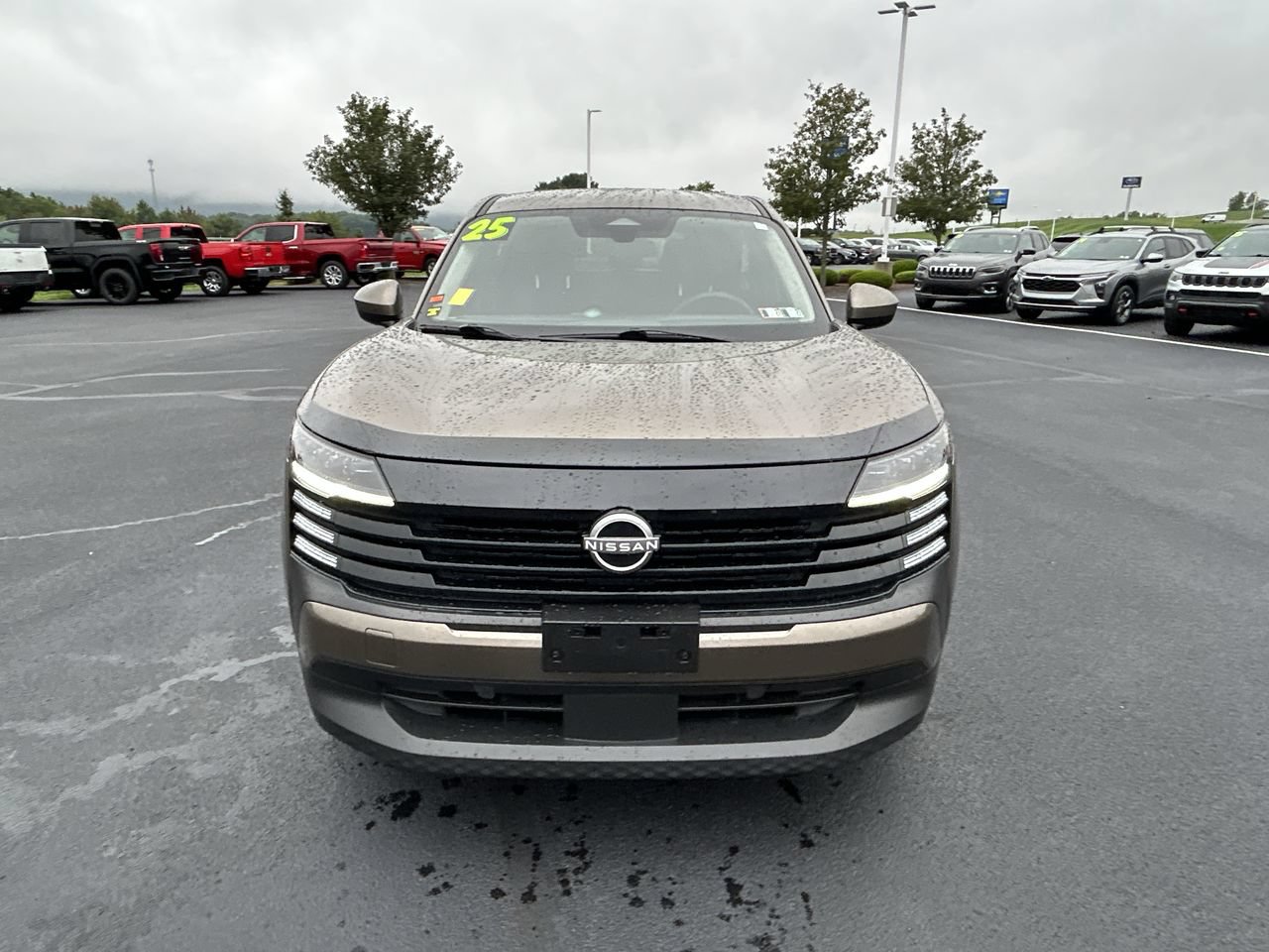 Used 2025 Nissan Kicks SV w/ Charging Package AWD/4WD video 2