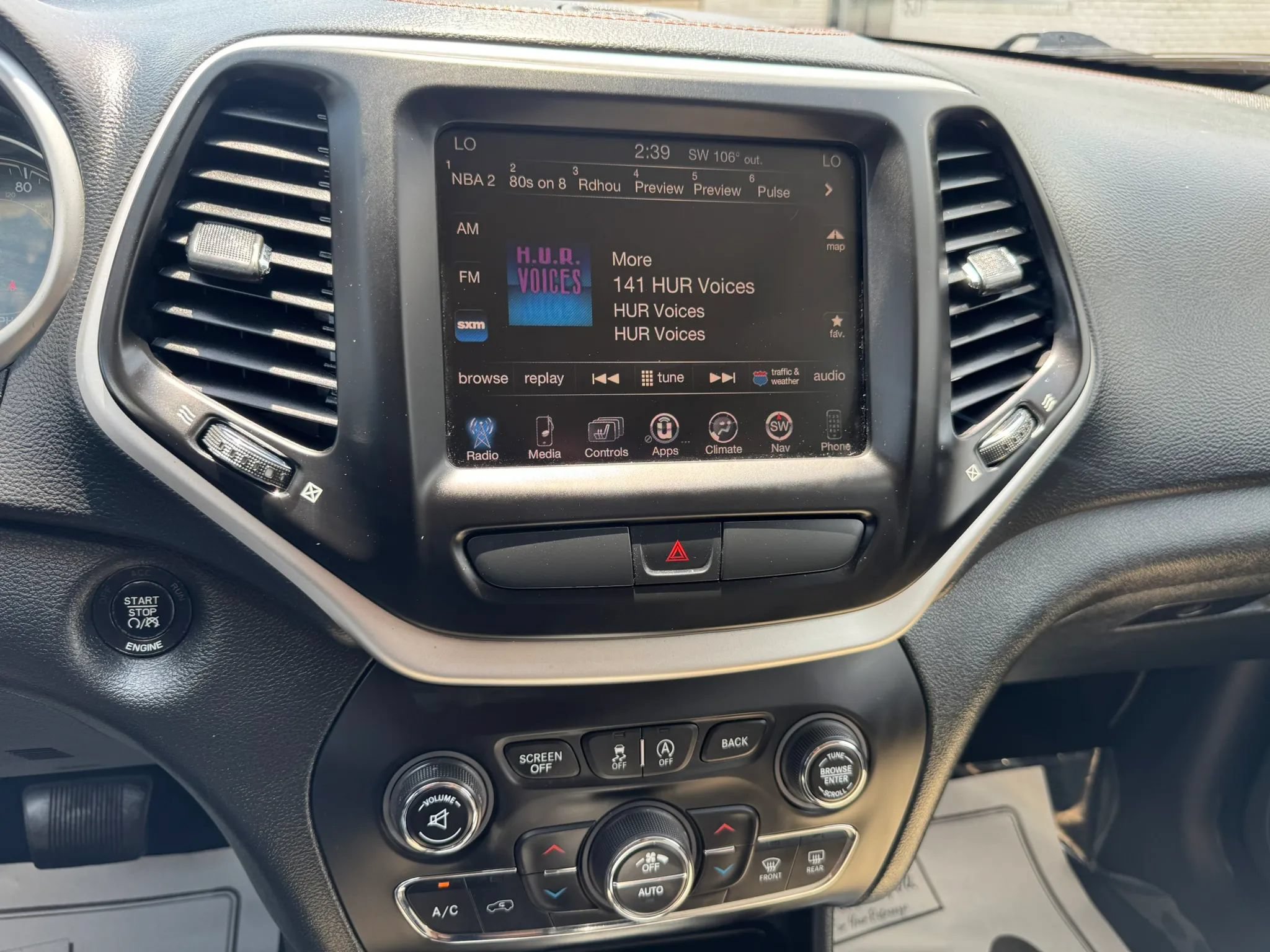 Used 2015 Jeep Cherokee Limited FWD image 15