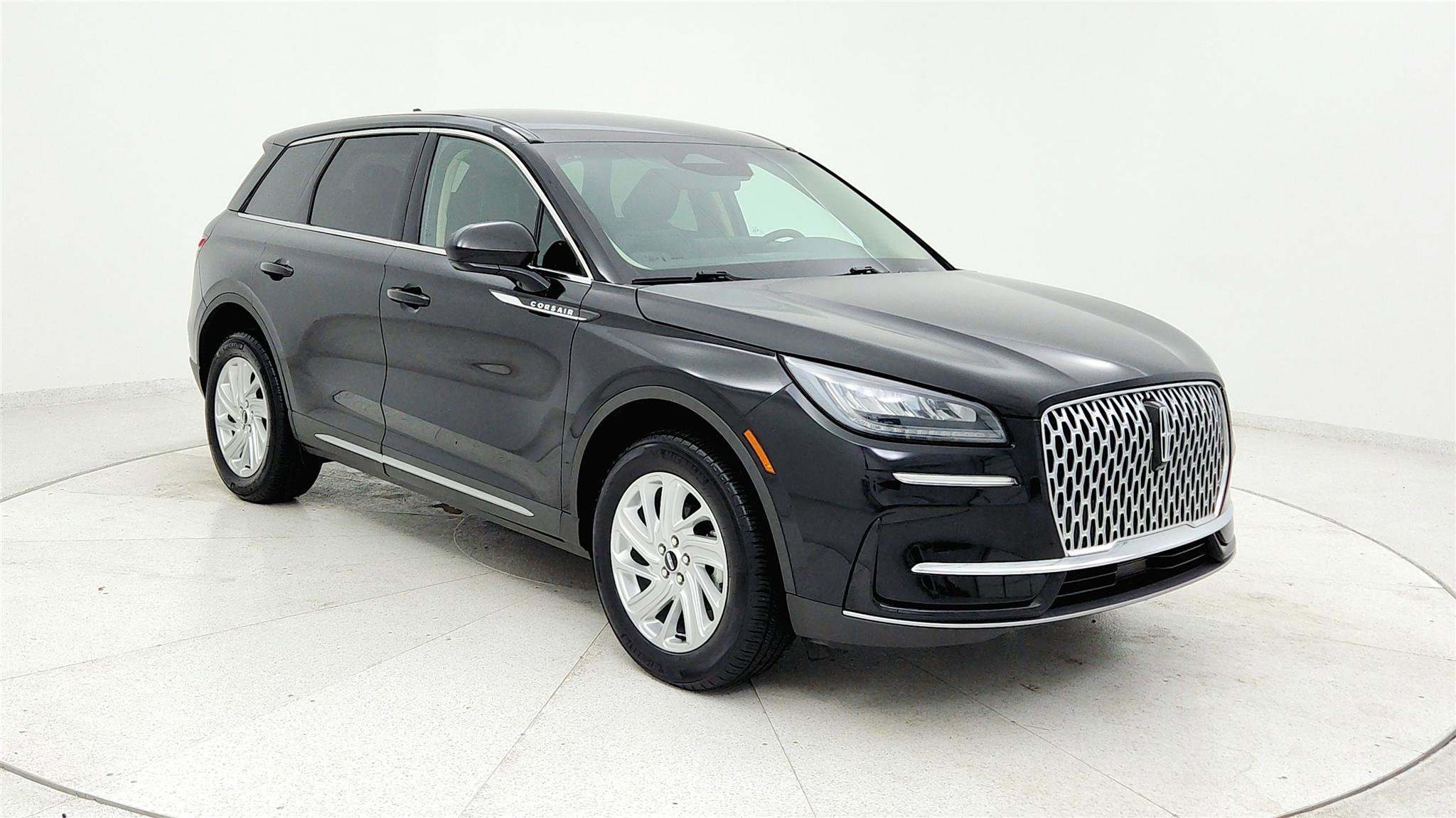 Used 2025 Lincoln Corsair FWD image 7