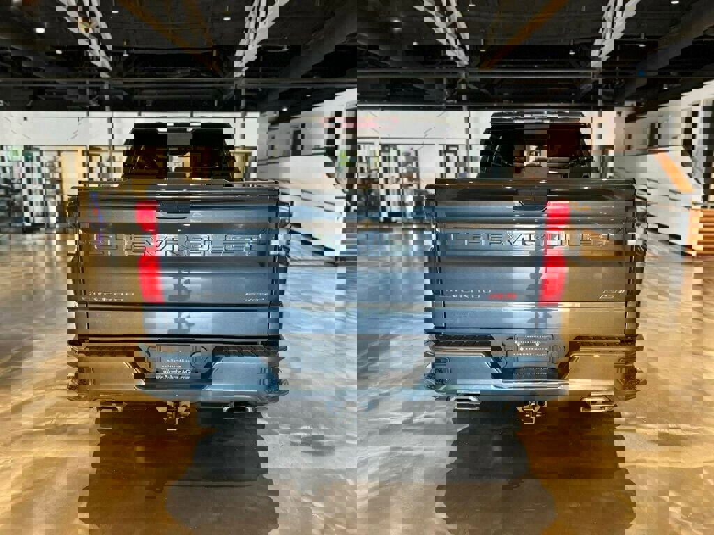 Used 2022 Chevrolet Silverado 1500 RST image 4