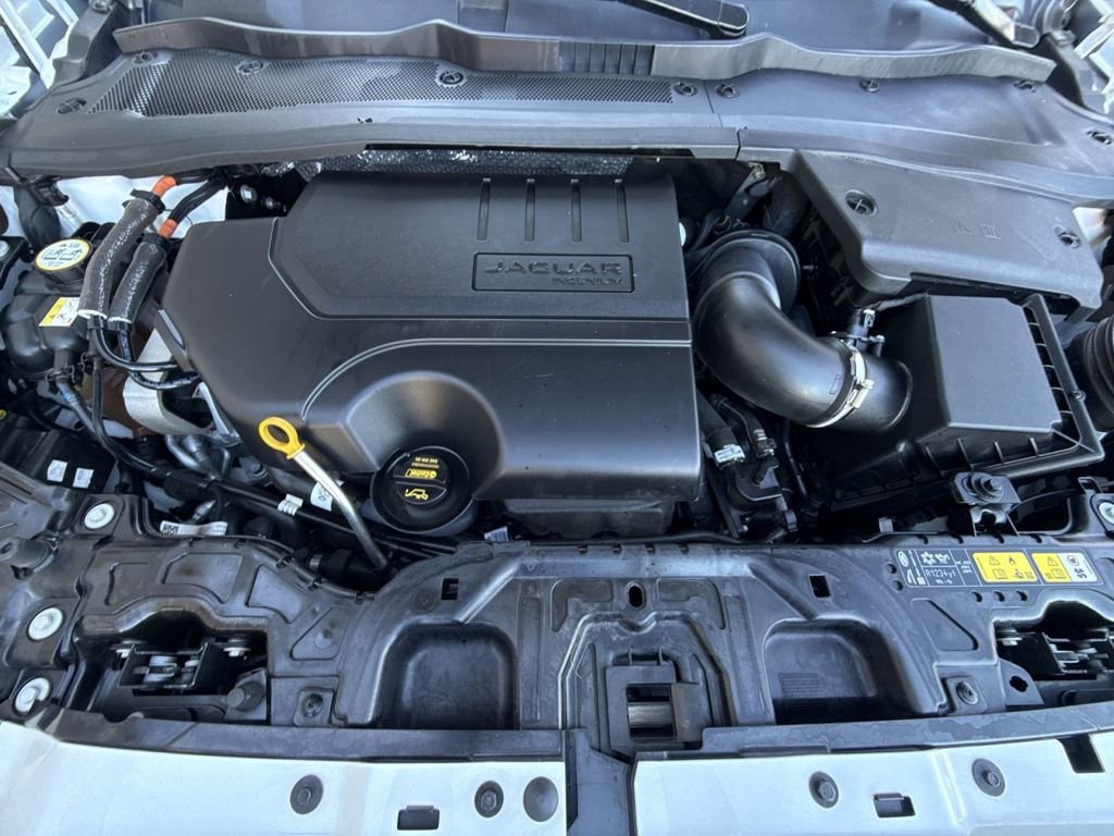 Used 2022 Jaguar E-PACE SE image 27