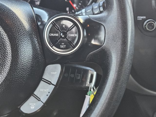 Used 2014 Kia Soul FWD image 26