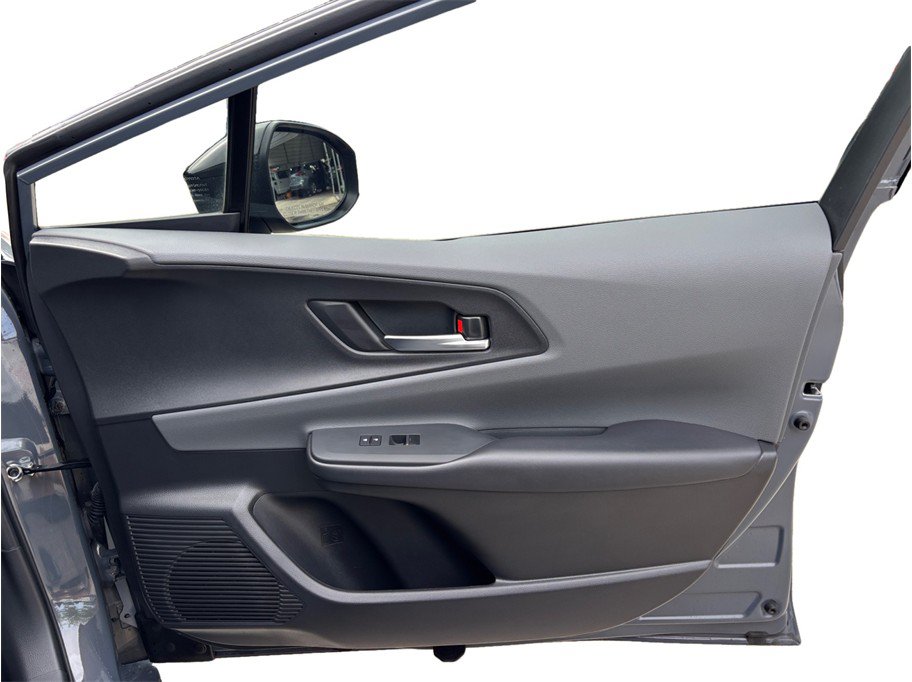 Used 2024 Toyota Prius XLE FWD image 42