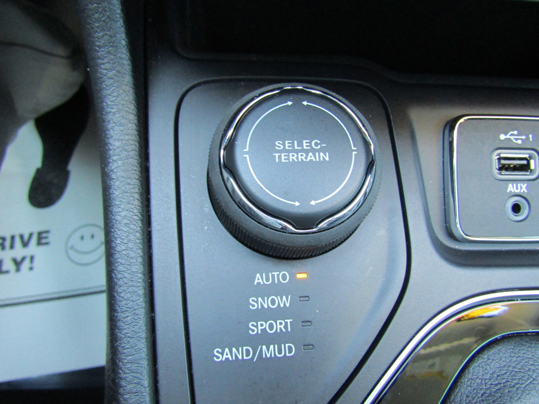 Used 2022 Jeep Cherokee Limited AWD/4WD image 33