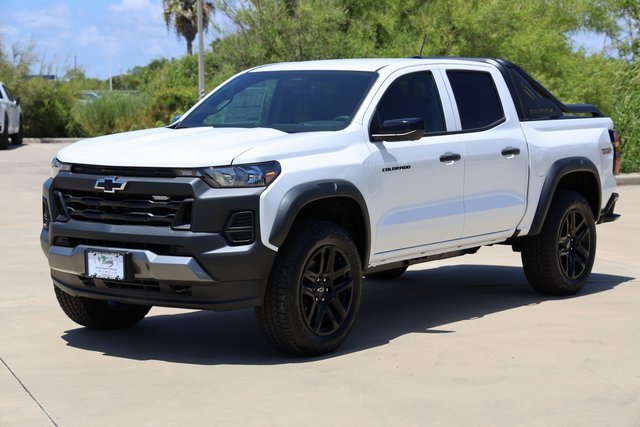 New 2025 Chevrolet Colorado Trail Boss w/ Midnight Edition image 3