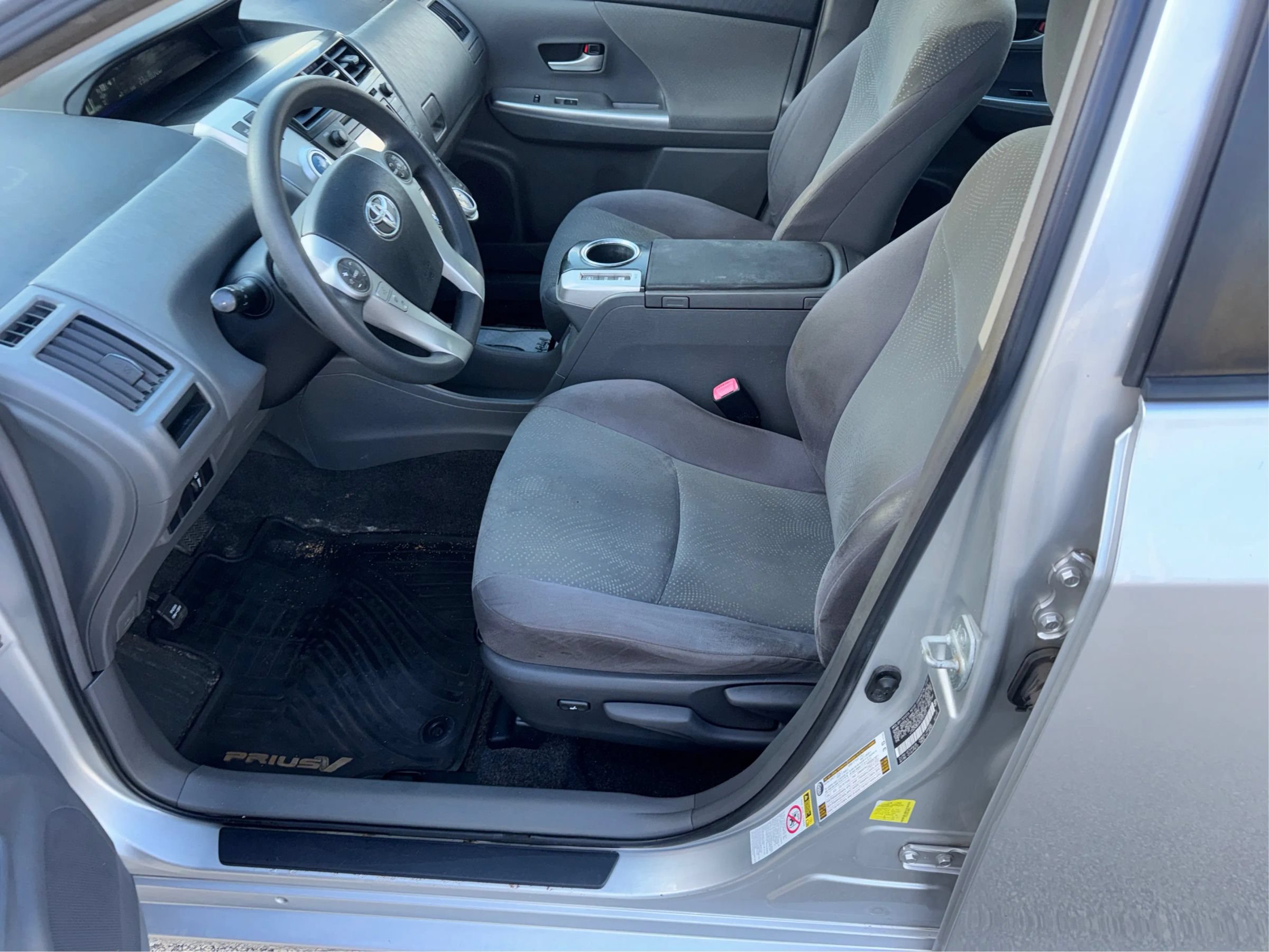 Used 2012 Toyota Prius V Three FWD image 10