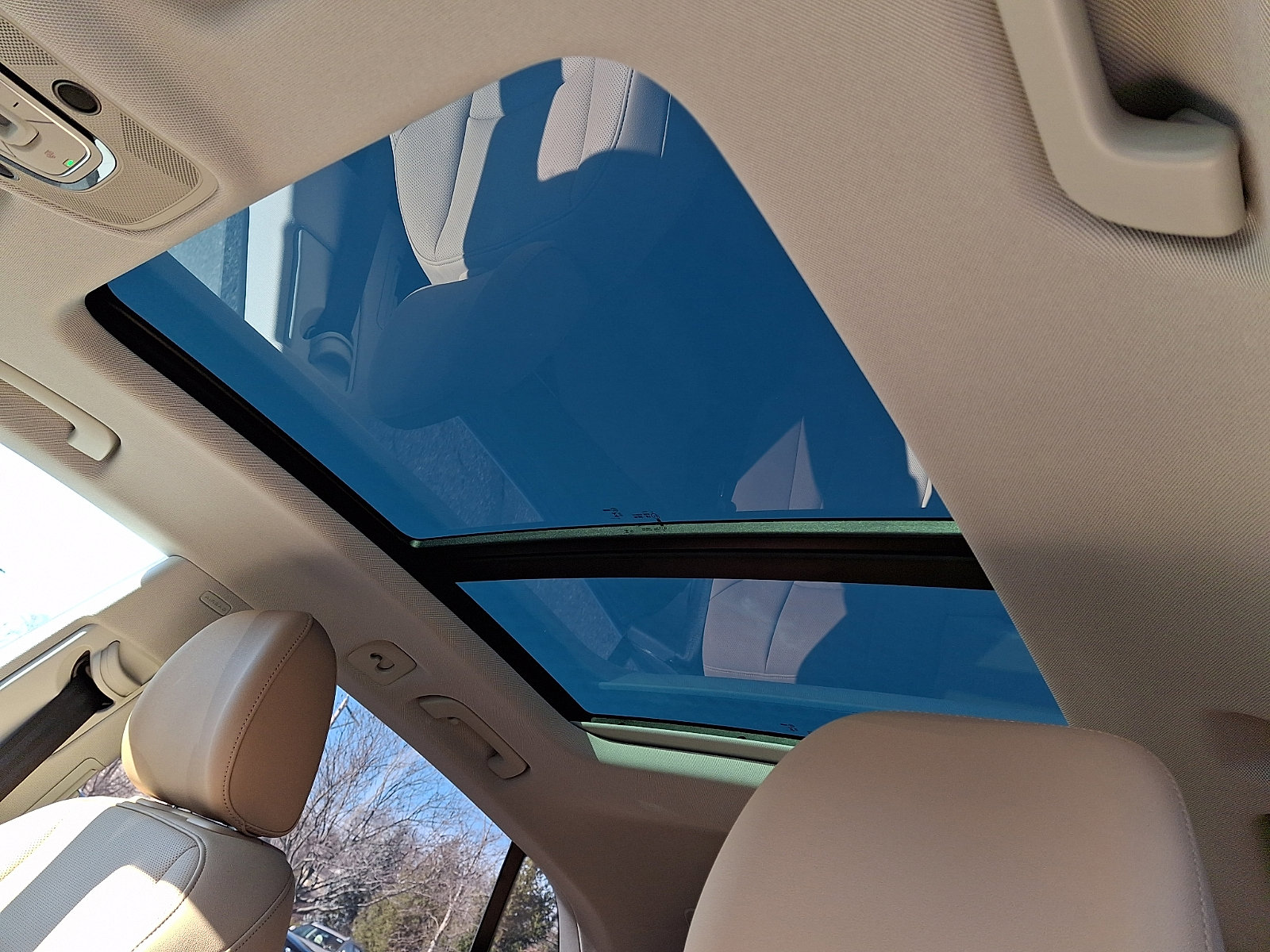 Used 2023 Audi Q8 Prestige image 16