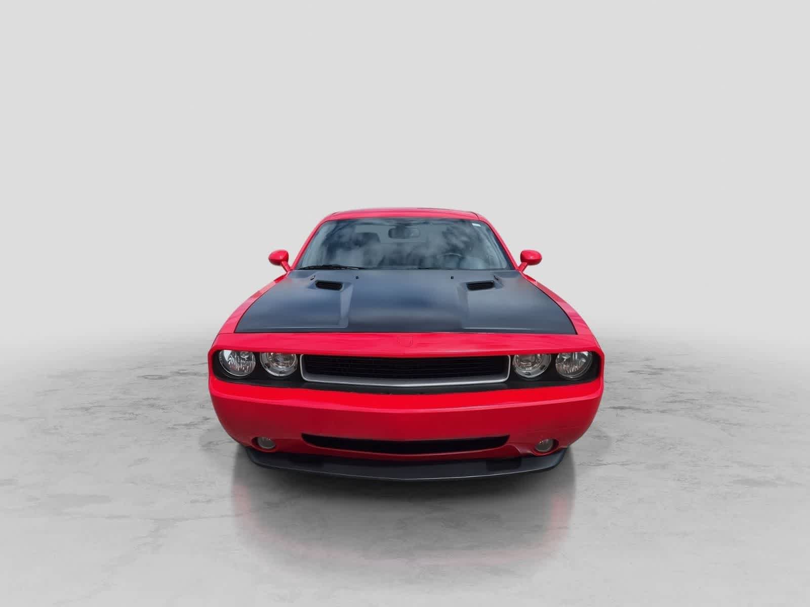 Used 2009 Dodge Challenger R/T RWD image 3