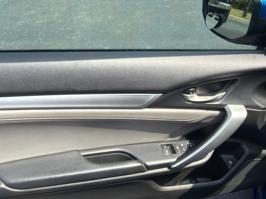 Used 2017 Honda Civic EX-L image 11