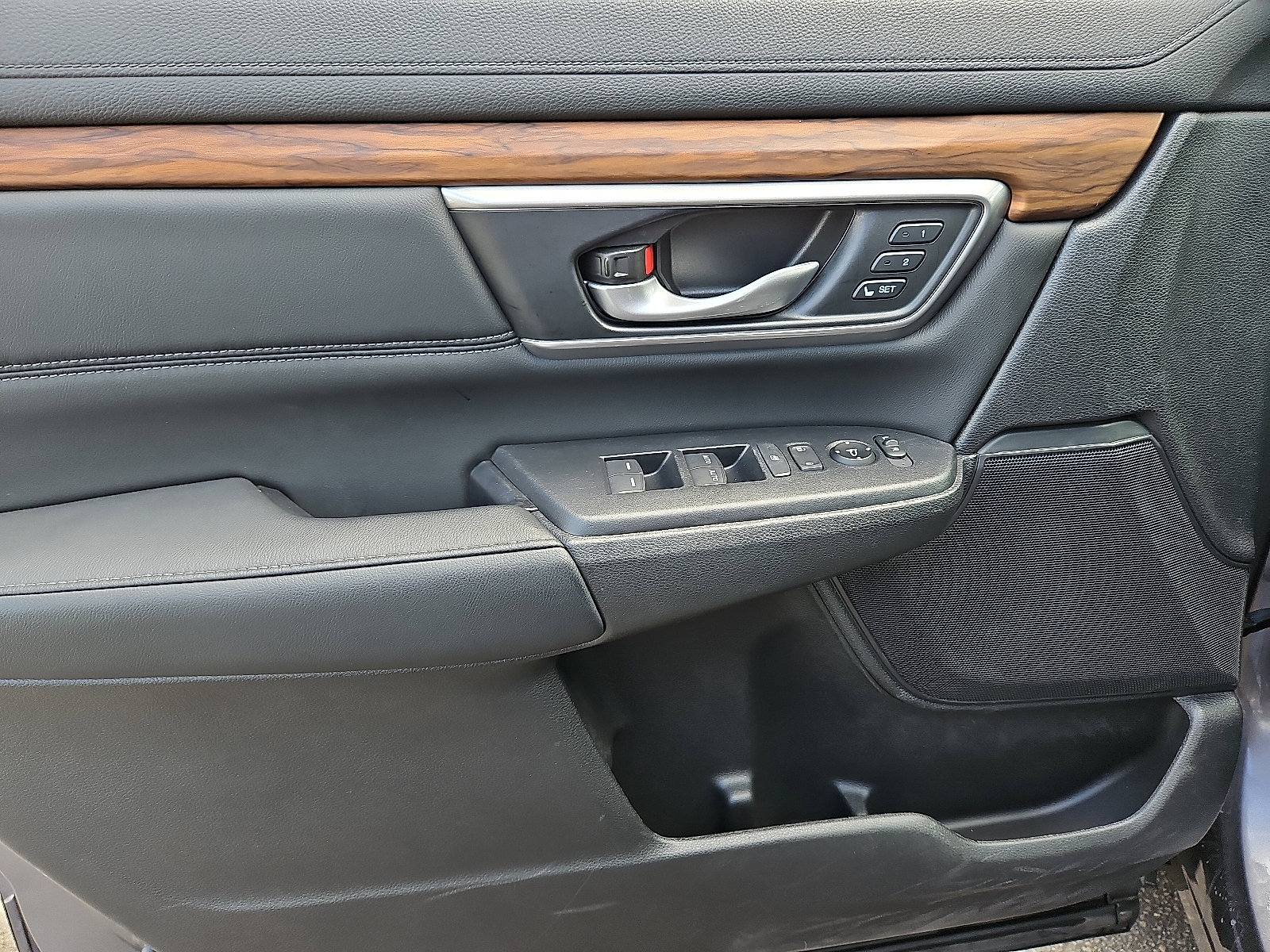 Used 2022 Honda CR-V EX-L image 12