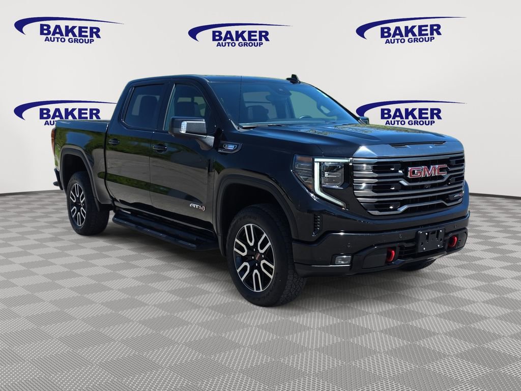Used 2024 GMC Sierra 1500 AT4 w/ Technology Package AWD/4WD image 3