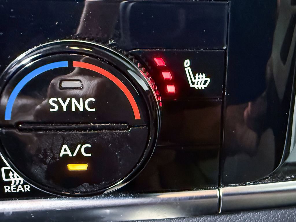 Certified 2023 Nissan Rogue SL FWD image 13