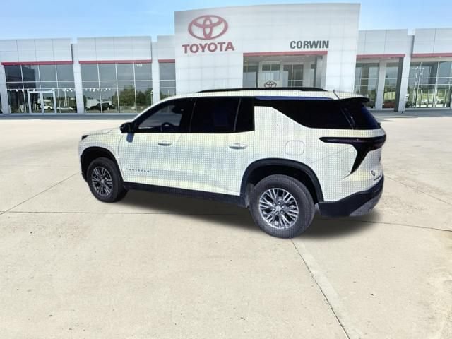 Used 2024 Chevrolet Traverse LT w/ LPO, Floor Liner Package FWD image 5