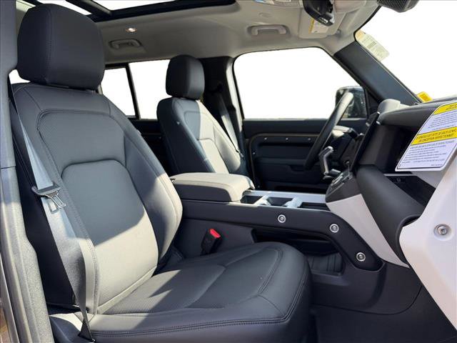 New 2026 Land Rover Defender 110 S AWD/4WD image 22