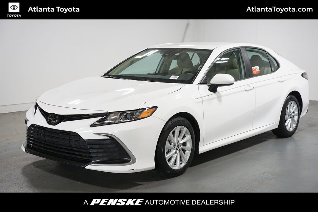 Certified 2024 Toyota Camry LE image 1