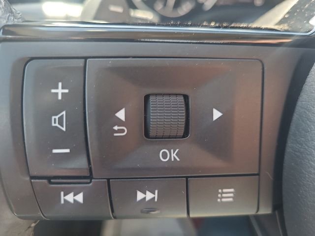Used 2021 Nissan Rogue SL w/ Premium Package FWD image 16