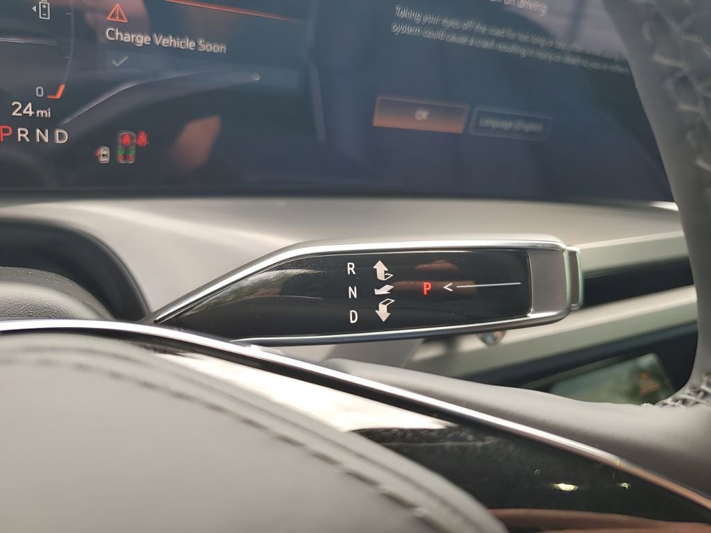 New 2026 Cadillac Vistiq Premium Luxury image 37