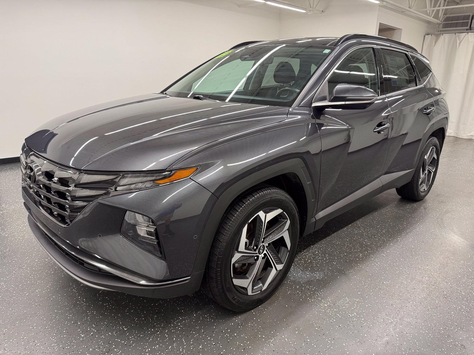 Used 2022 Hyundai Tucson Limited AWD/4WD image 4
