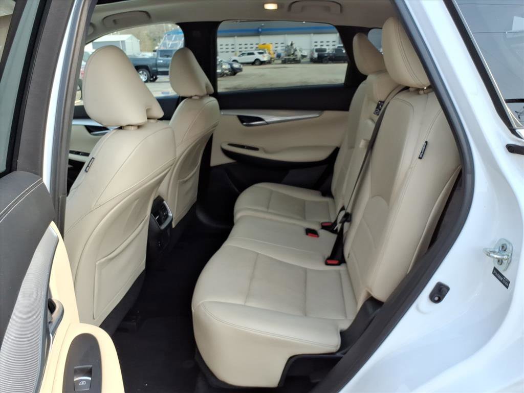 Used 2021 INFINITI QX50 Luxe w/ Cargo Package AWD/4WD image 12
