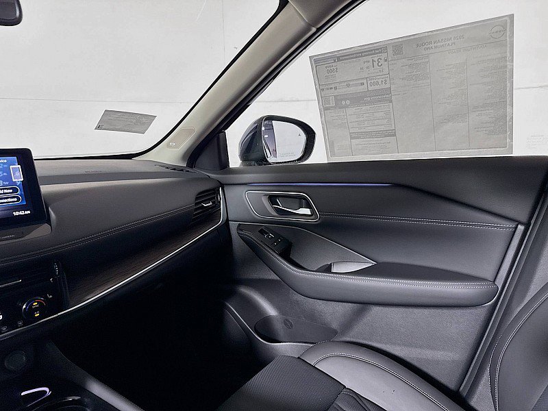 New 2026 Nissan Rogue Platinum w/ Platinum Premium Package image 26