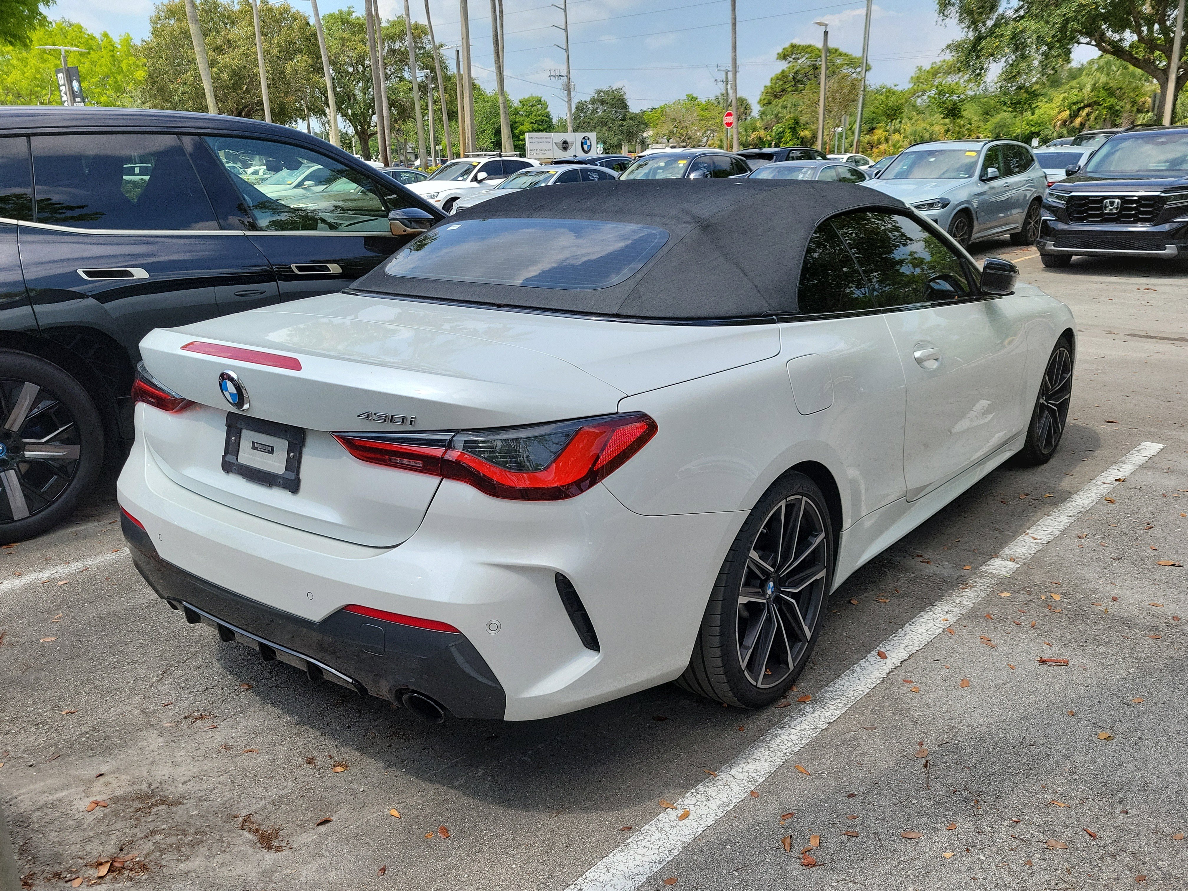 Used 2021 BMW 430i Convertible w/ Executive Package RWD image 6