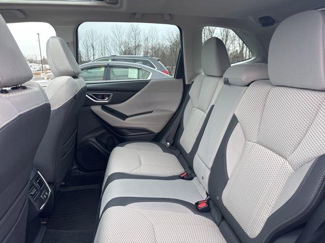 Used 2023 Subaru Forester Premium image 16