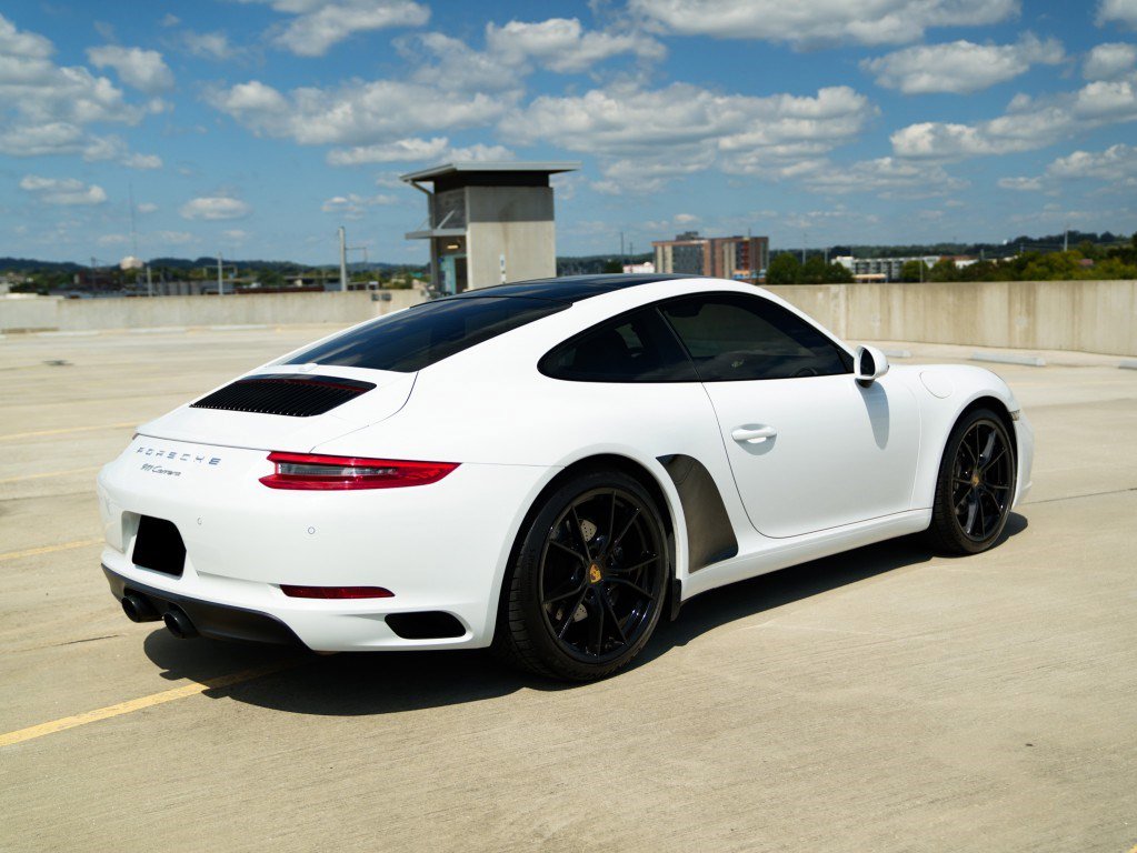 Used 2018 Porsche 911 Carrera image 5
