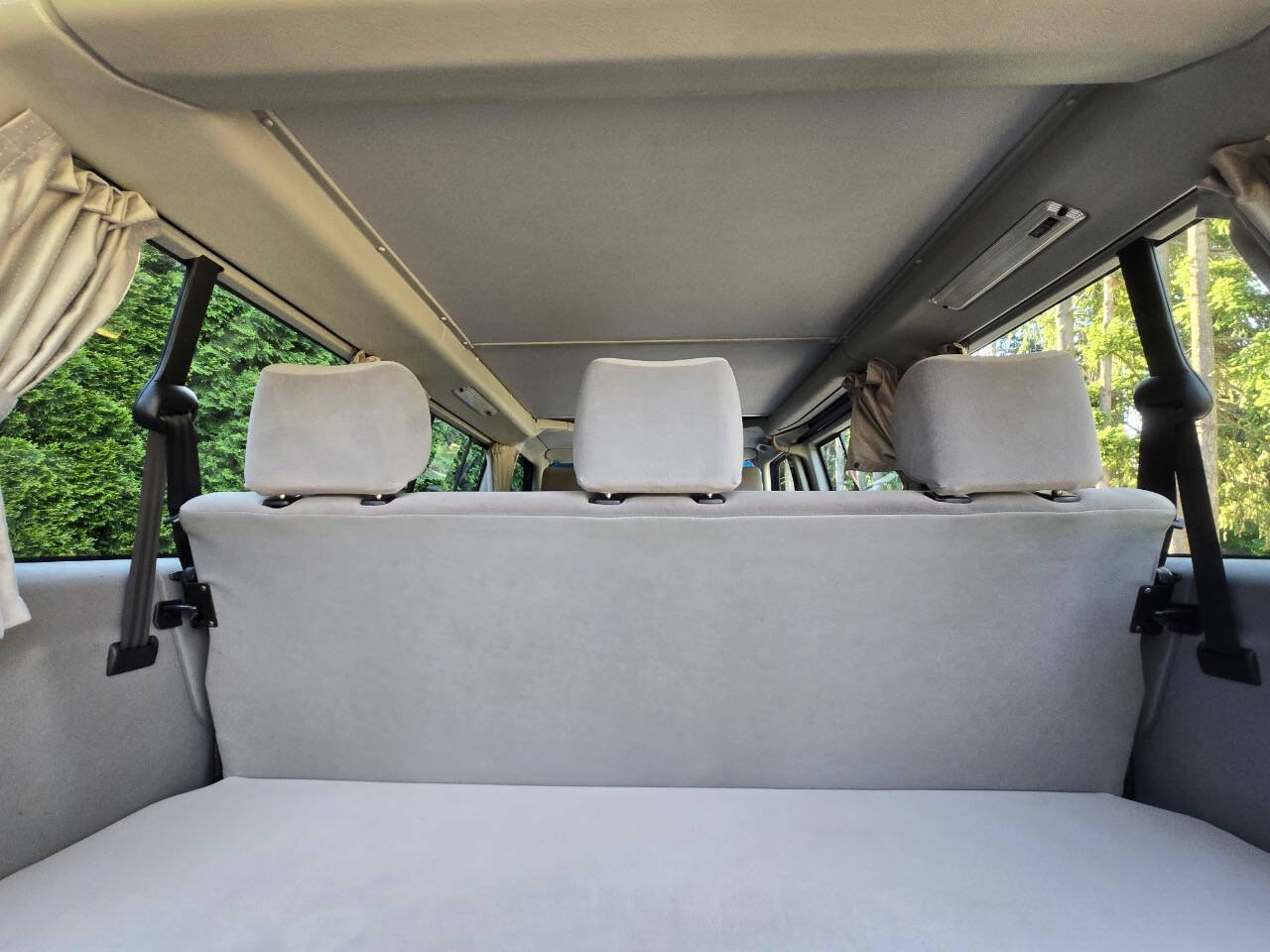 Used 1999 Volkswagen Eurovan MV FWD image 26