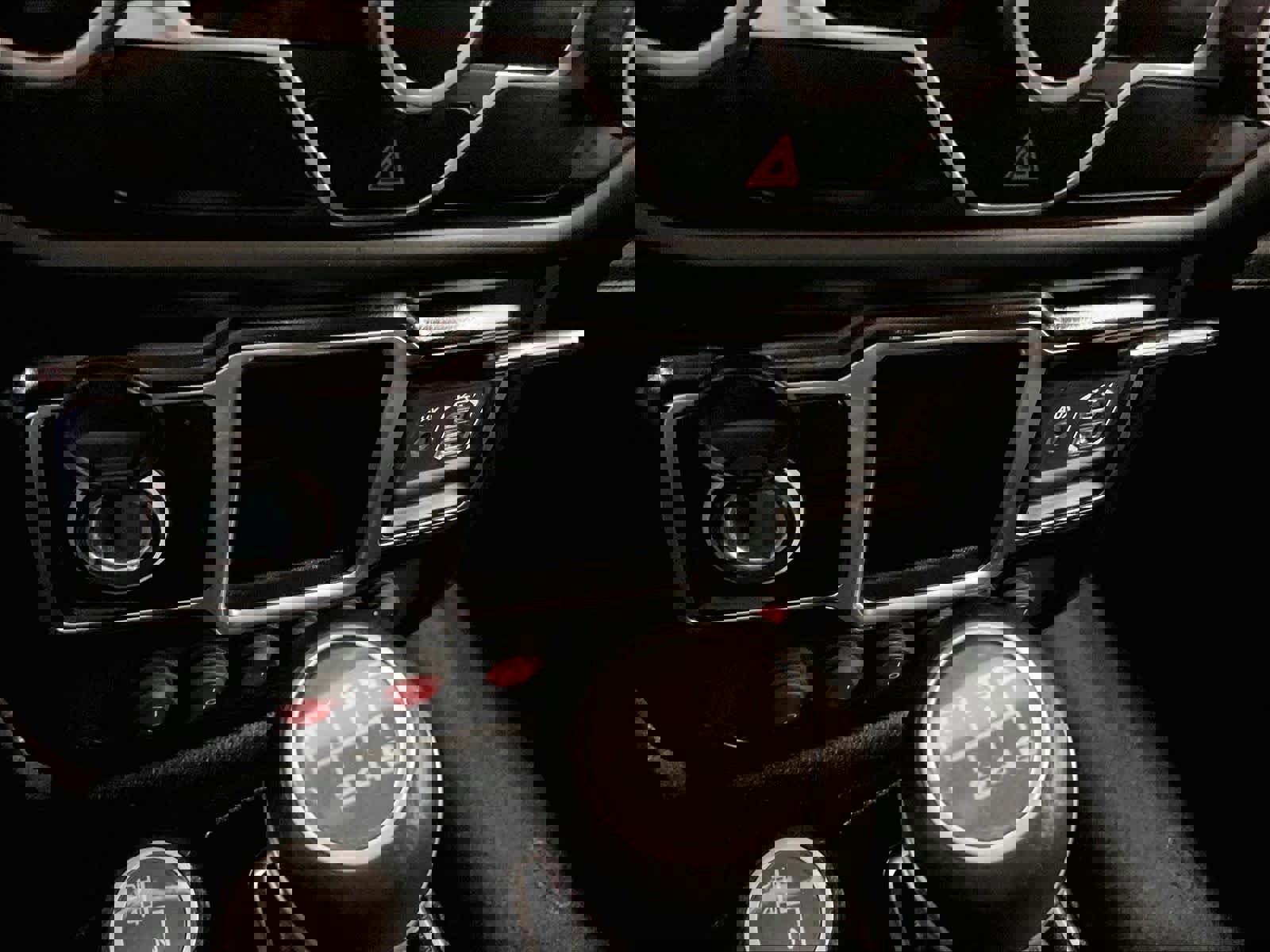 Used 2022 Jeep Wrangler Sport image 26