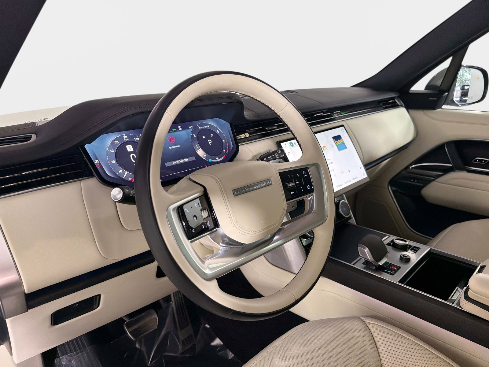 Used 2023 Land Rover Range Rover SE image 40