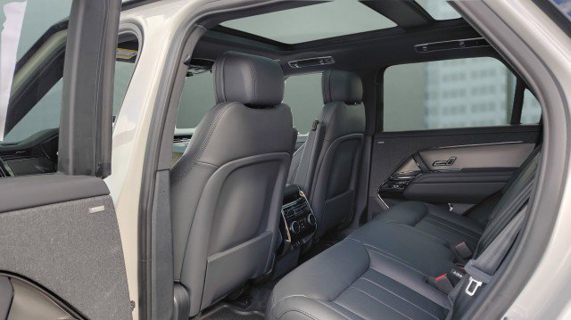 New 2026 Land Rover Range Rover Sport Dynamic SE image 23