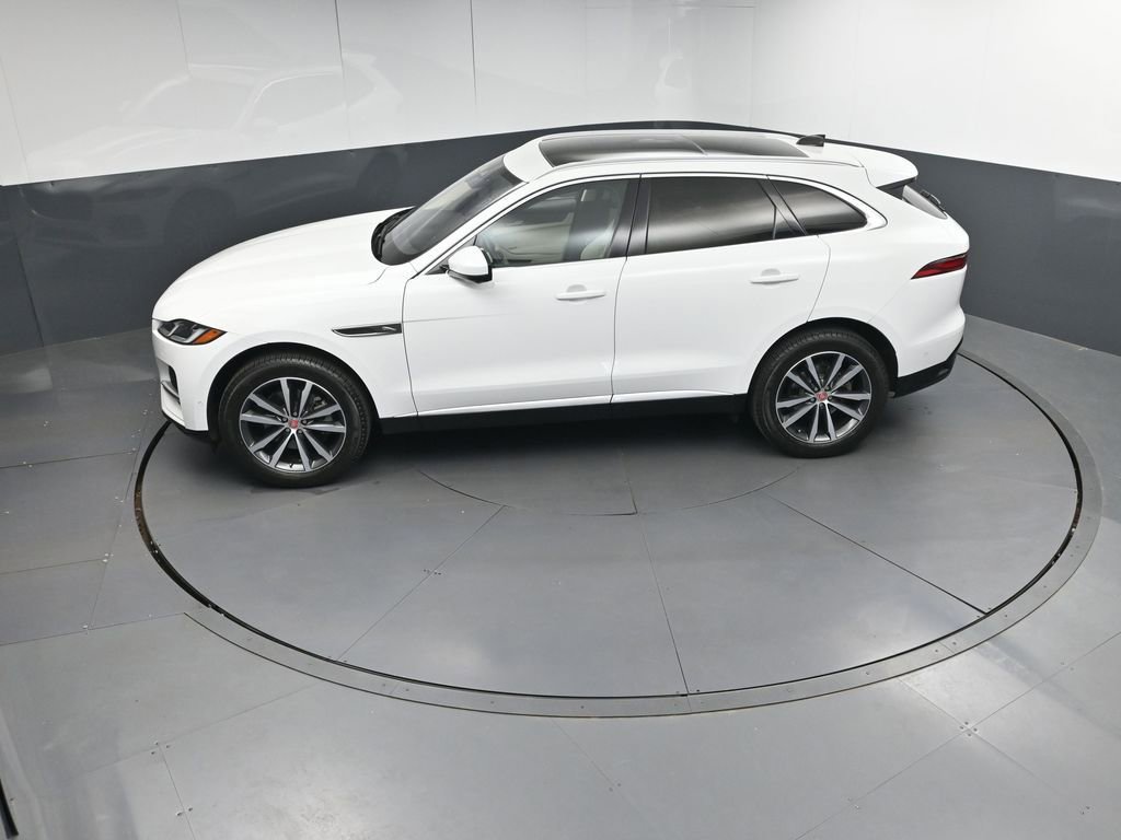 Used 2021 Jaguar F-PACE S image 34