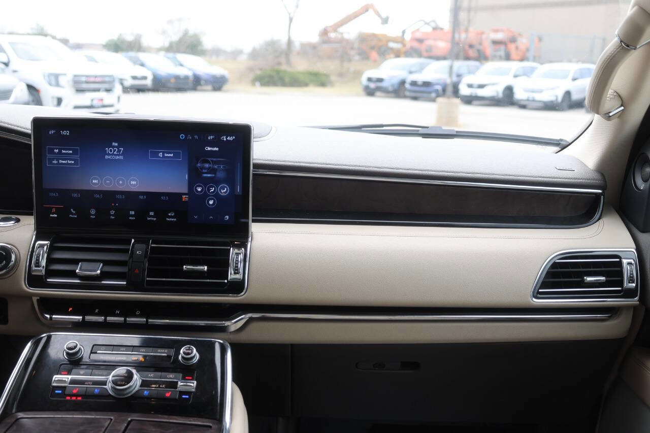 Used 2022 Lincoln Navigator L Reserve w/ Equipment Group 201A image 26