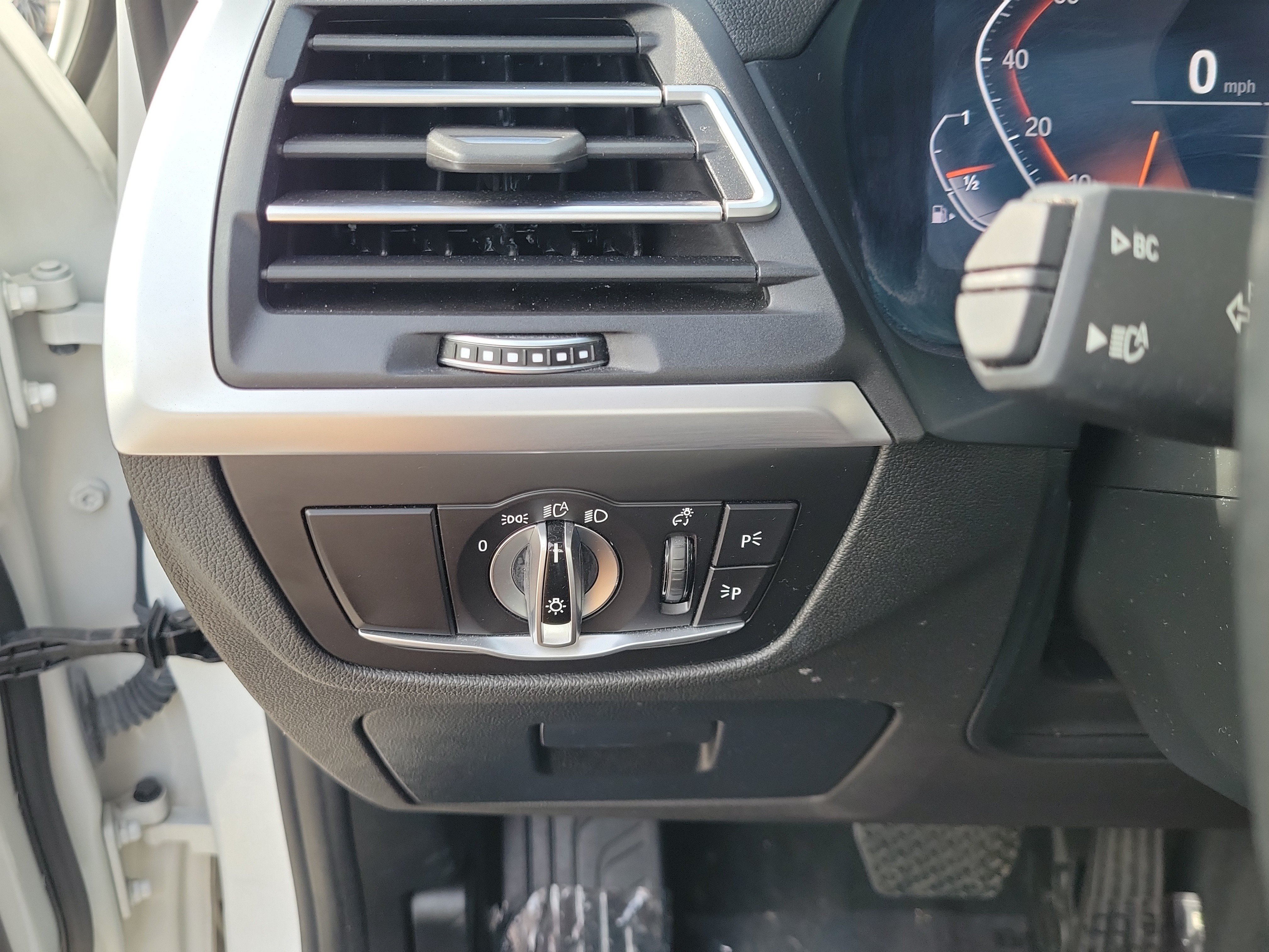 Used 2023 BMW X3 sDrive30i w/ Premium Package RWD image 15