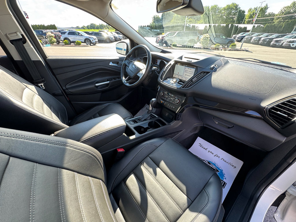 Certified 2017 Ford Escape Titanium w/ Equipment Group 301A FWD image 10