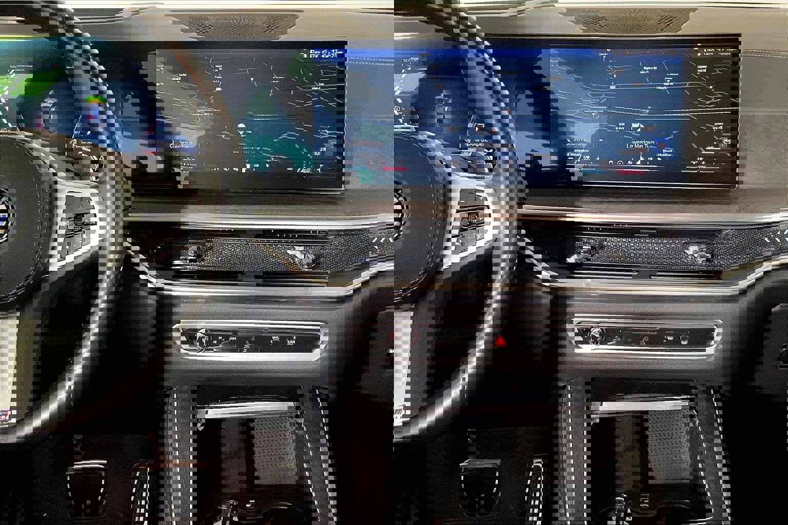 Certified 2024 BMW X5 xDrive40i w/ M Sport Package image 11