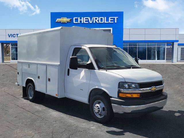 New 2025 Chevrolet Express 3500 w/ Power Convenience Package RWD image 1