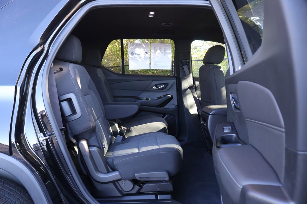 Certified 2023 Chevrolet Traverse LT image 47