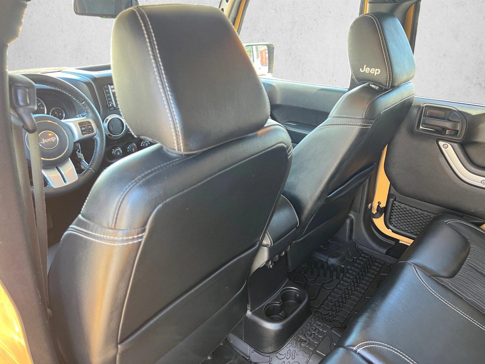 Used 2014 Jeep Wrangler Unlimited Sport AWD/4WD image 19