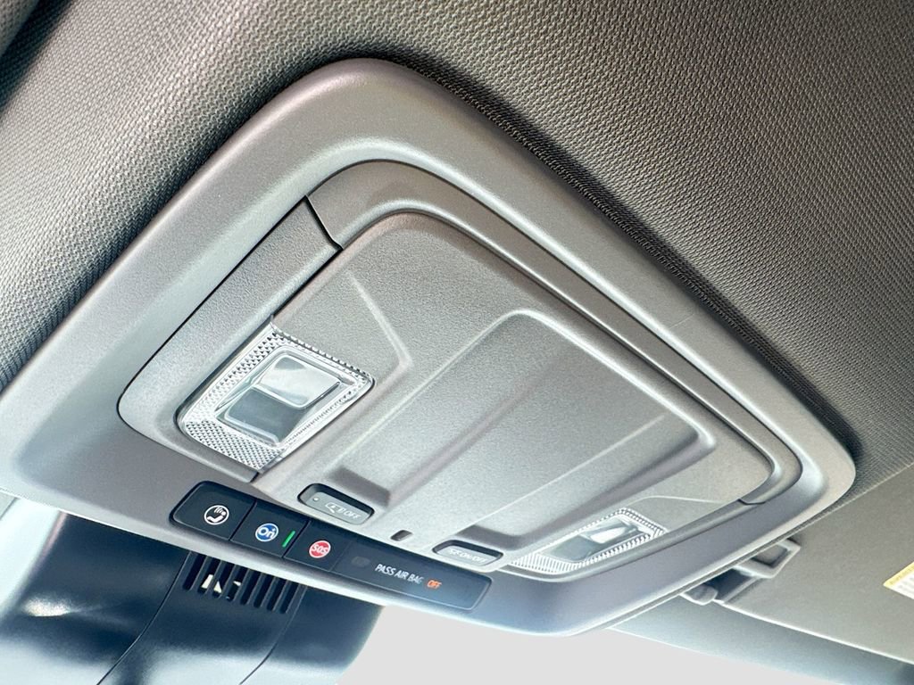 Used 2024 GMC Sierra 1500 Elevation AWD/4WD image 18