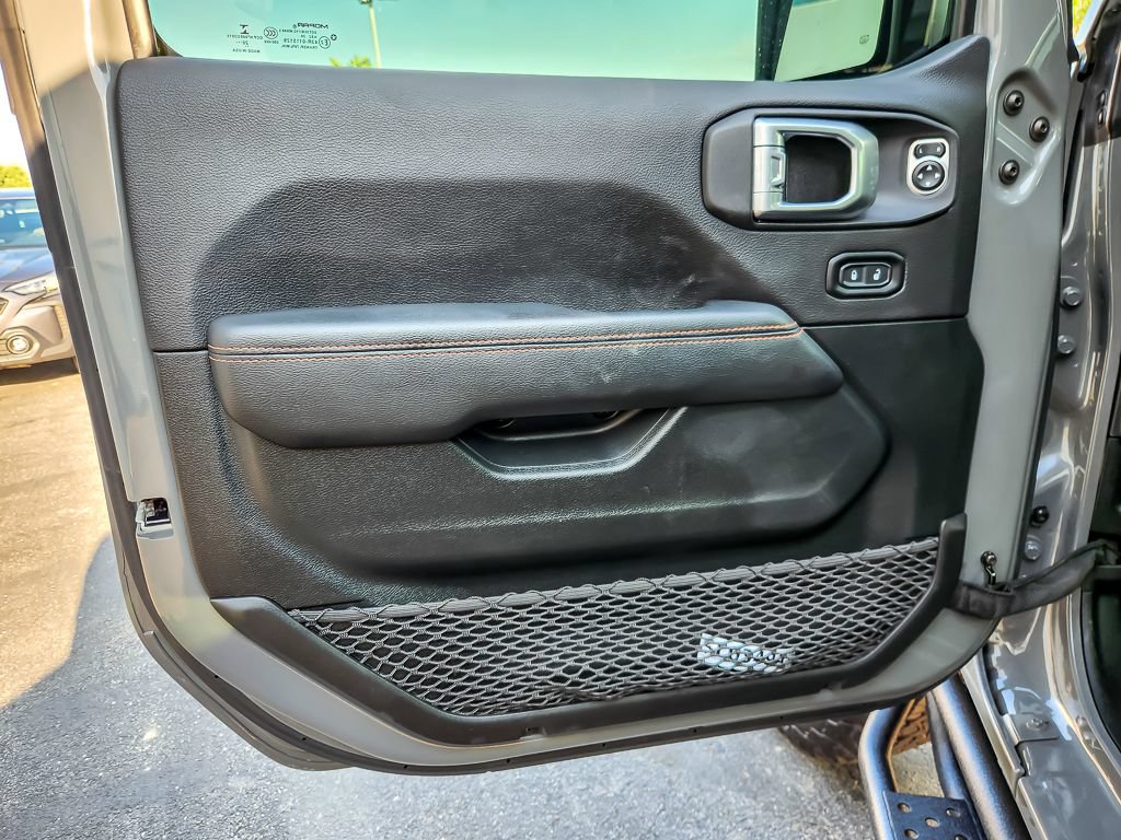 Used 2021 Jeep Gladiator Mojave AWD/4WD image 17