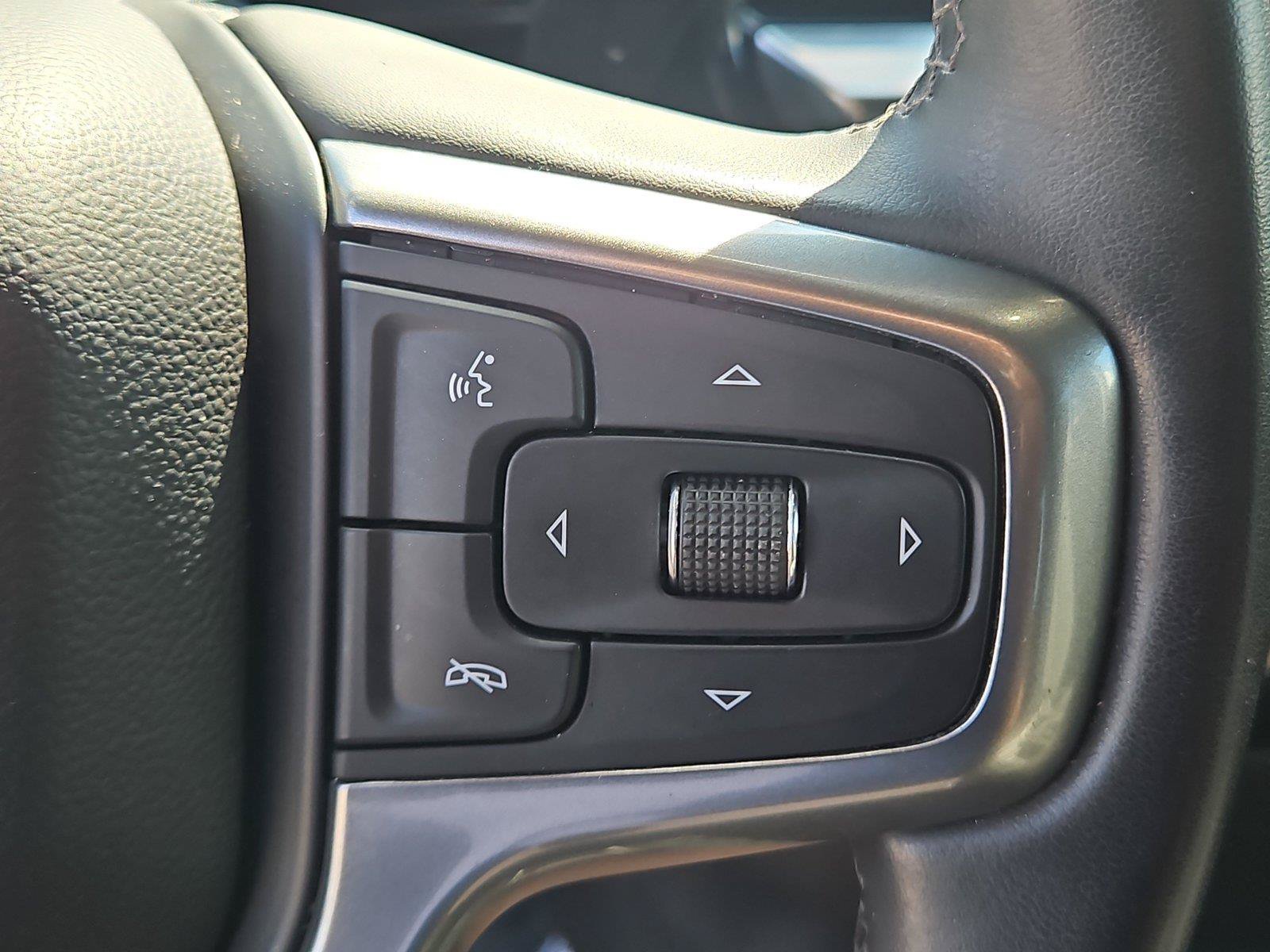 Used 2023 Chevrolet Silverado 1500 LT AWD/4WD image 27
